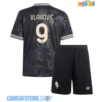 Camisa de time de futebol Juventus Dusan Vlahovic #9 Replicas 3º Equipamento Infantil 2025-26 Manga Curta (+ Calças curtas)